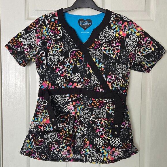Butter- Soft Stretch Colorful Leopard Scrub top SMALL - Picture 1 of 6